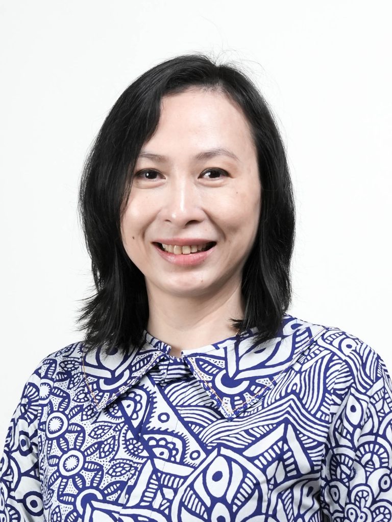 Holly Siswanto S.T., MPA., BKP., CertDA.